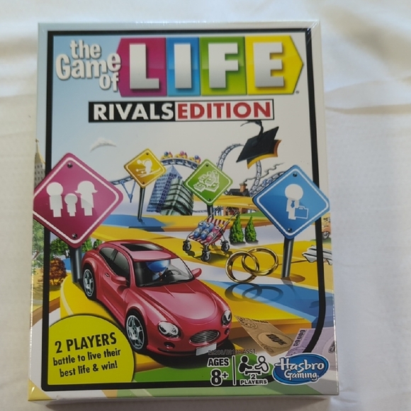 Hasbro The Game of Life Rivals Edition - Red and Blue - Picture 1 of 5